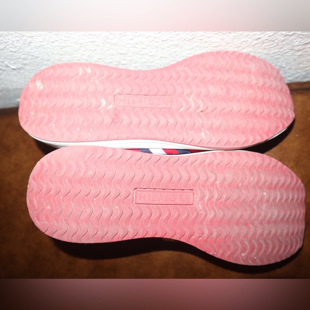 Tommy Hilfiger Red and Blue Women's Sneakers - Picture 4 of 4